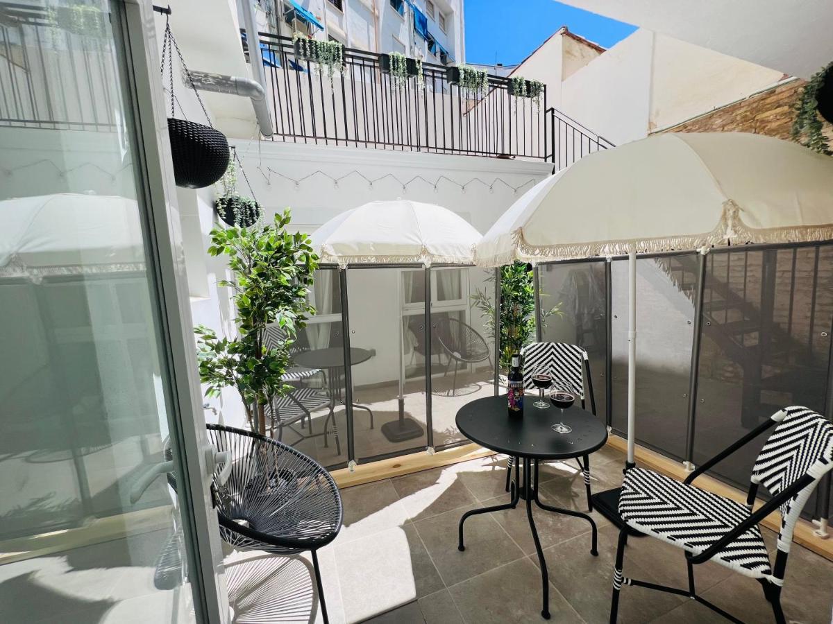Cool Lofts Alameda Valencia Hotel Exterior photo