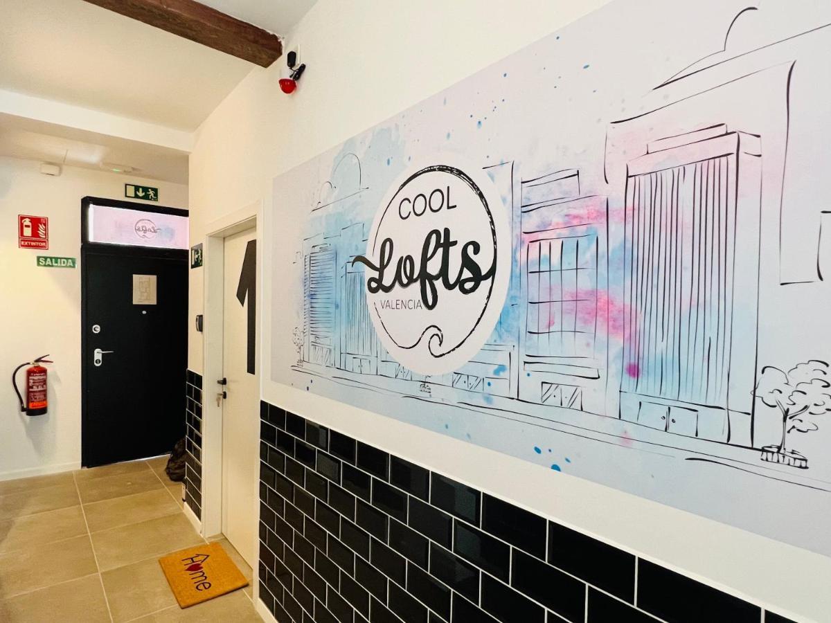 Cool Lofts Alameda Valencia Hotel Exterior photo