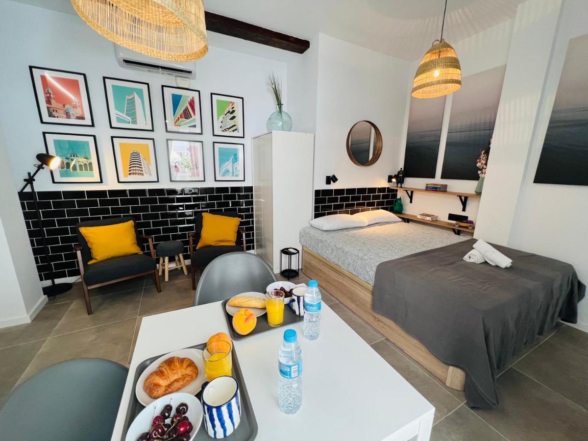 Cool Lofts Alameda Valencia Hotel Exterior photo